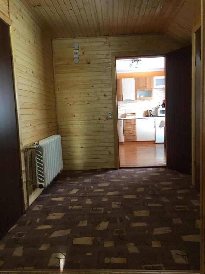 У Ондраша Apartment Yasinya Exterior photo